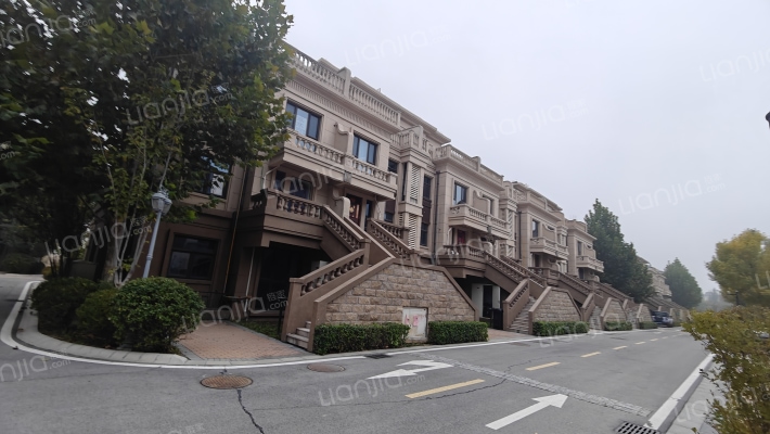 鸿坤原乡小镇外景图