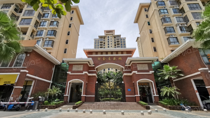 郁金香花园外景图