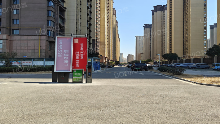 甘馨香街外景图