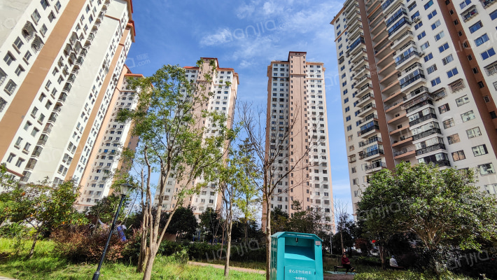 五七0八厂安置小区外景图