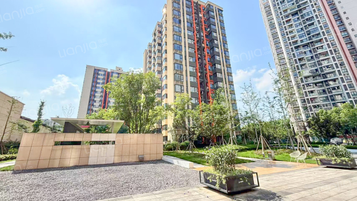 财信阅时代外景图