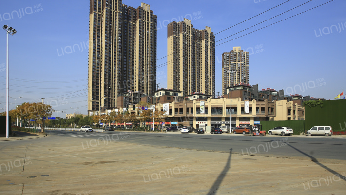 海伦春天四期外景图