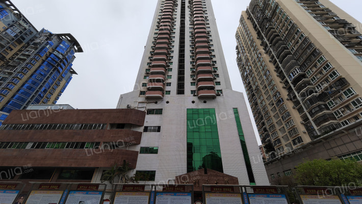 必利达大厦外景图