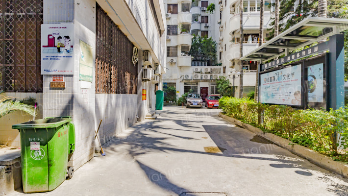 湖光花园外景图