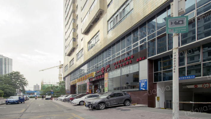 广银大厦外景图