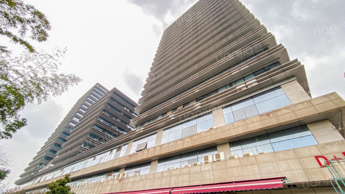 浪尖D+M大厦外景图