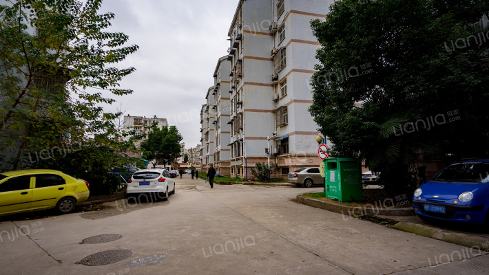 中周家园外景图