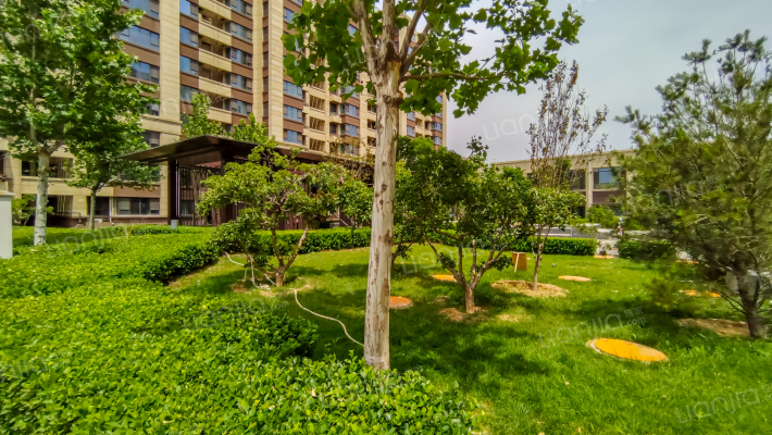 西山湖小区外景图