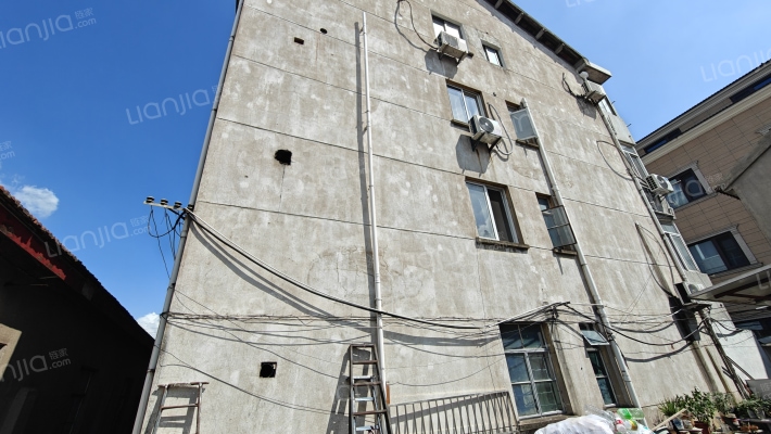 新传路435号外景图