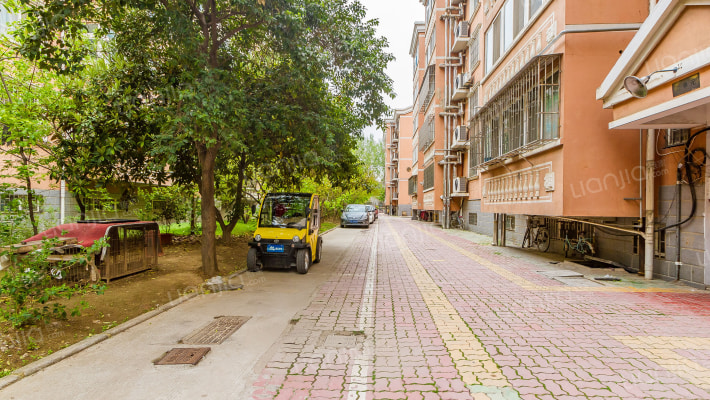 云龙区人民法院宿舍外景图