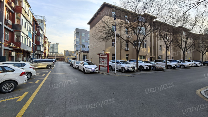 省政府东院宿舍区外景图