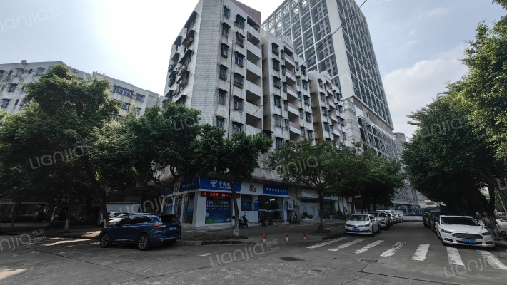 邮电住宅楼外景图