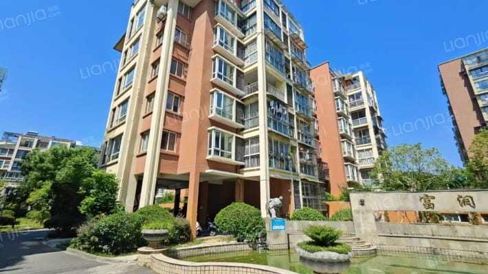 富润家园外景图