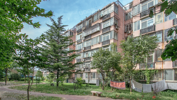 福苑小区外景图