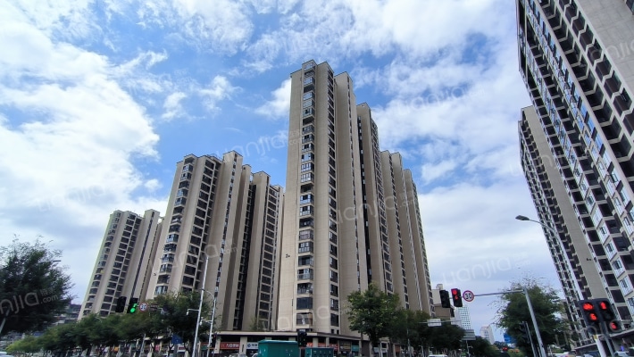 龙湖天钜外景图