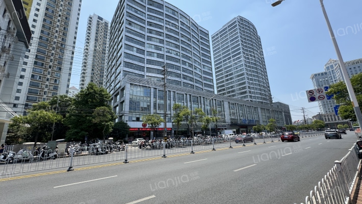 星光大厦外景图