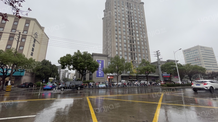 裕坤美城大厦外景图