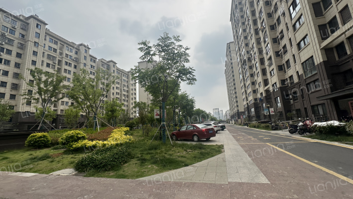 景尚名城外景图