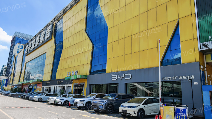 龙岗龙兴商业广场外景图