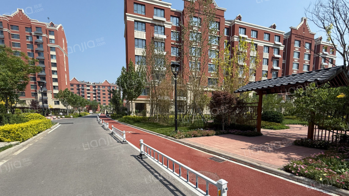 天房领世郡外景图