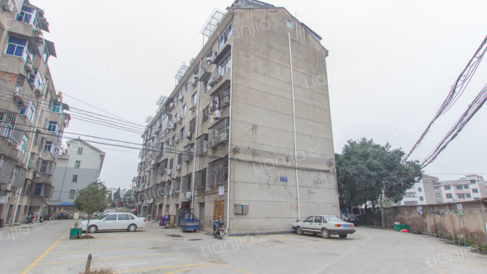 浙中小区外景图