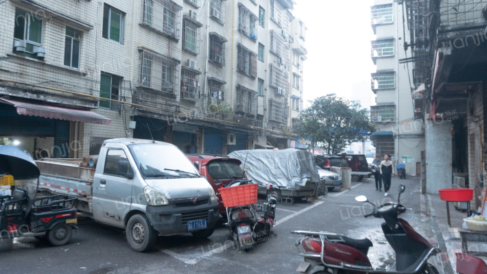 新合六村外景图