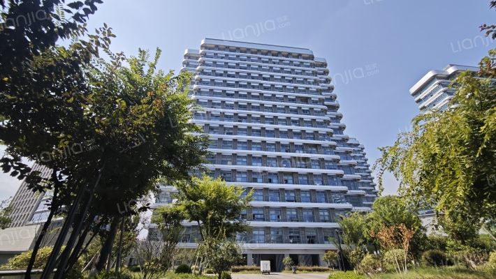 群升万国天地外景图