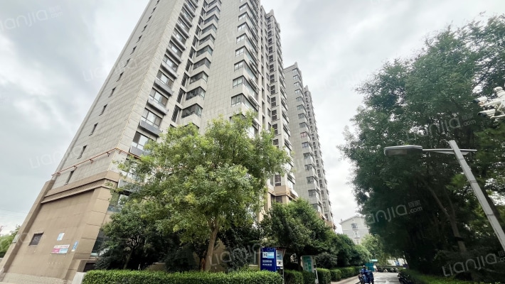 鑫泉花苑外景图