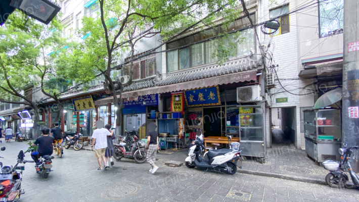 西安市大学习巷清真寺寺产住宅区外景图