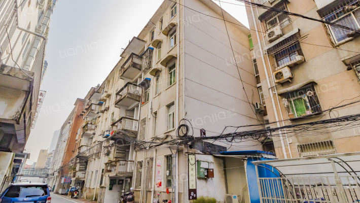 长江剧院小区外景图