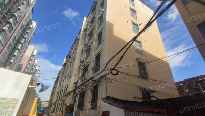 企业局家属院外景图