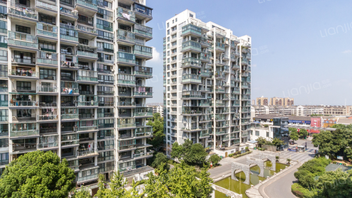 山水华庭外景图