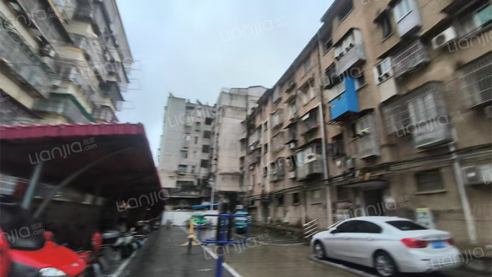 轧钢厂宿舍外景图