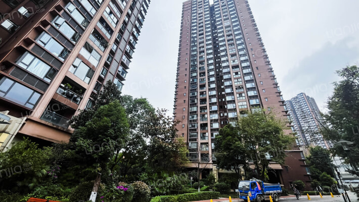 和记黄埔御峰一期外景图