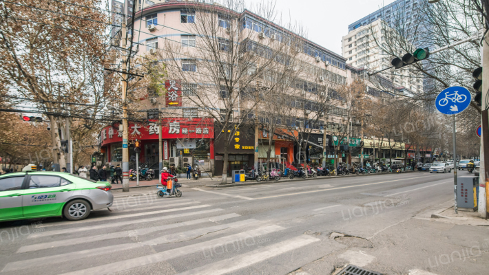 经一路北31号院外景图