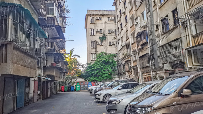 电信局宿舍外景图