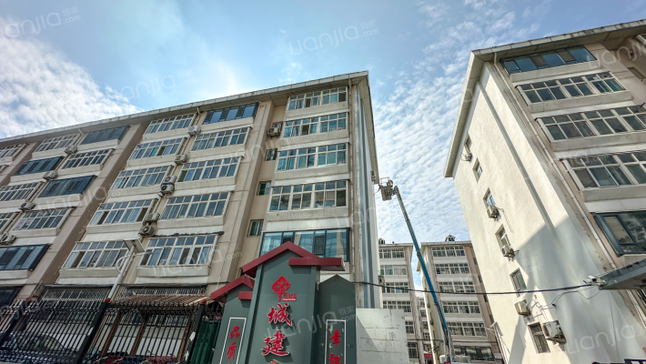 城建小区外景图