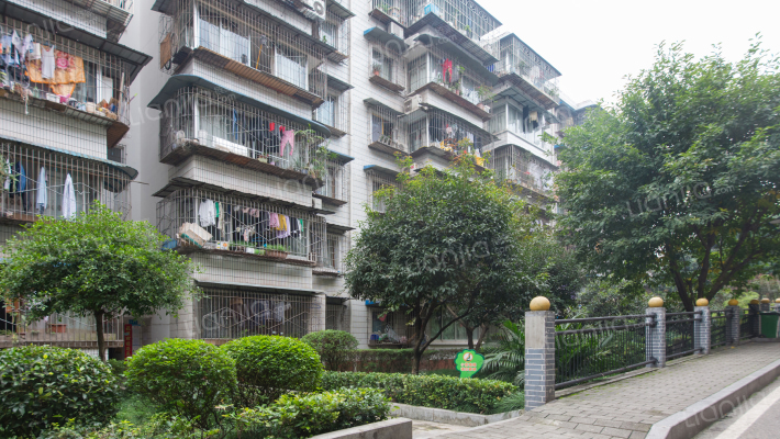 天宫殿小区外景图