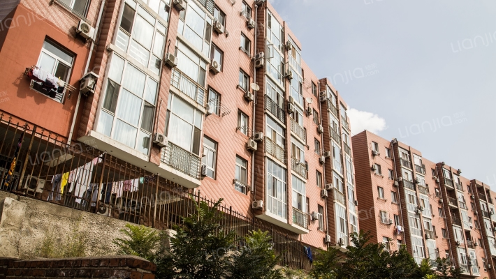 学府林居外景图