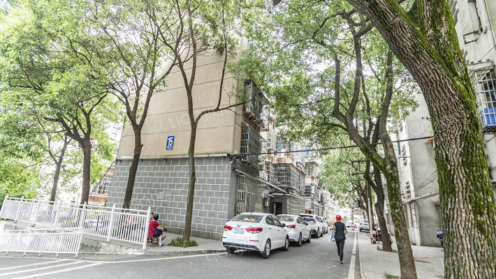 长沙铝厂家属区外景图