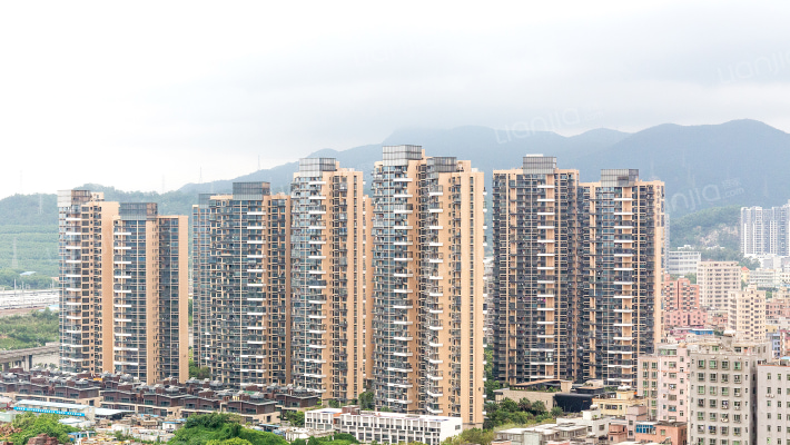 卓越皇后道外景图