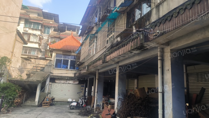 中药材公司家属区外景图