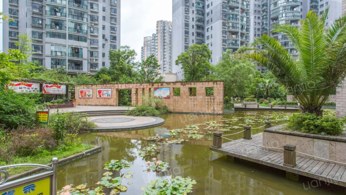 华颐蓝天外景图