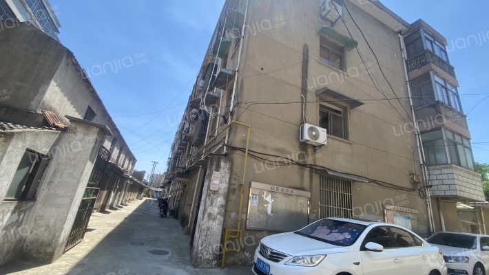 生资公司宿舍外景图