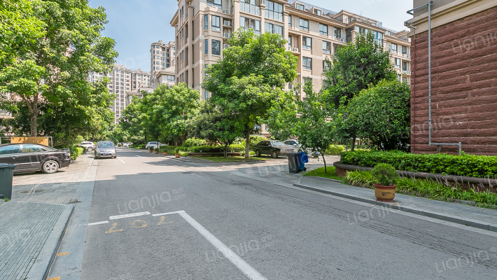 锦绣山水北区外景图