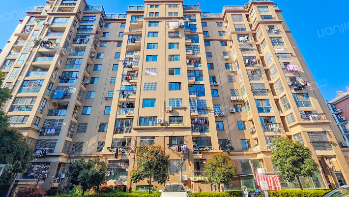 江南春晓西区外景图