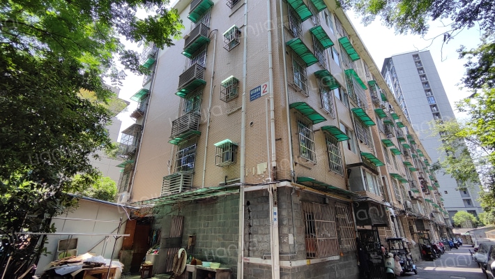 省机施宿舍外景图