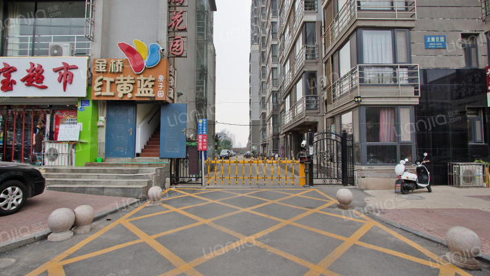 龙腾花园外景图