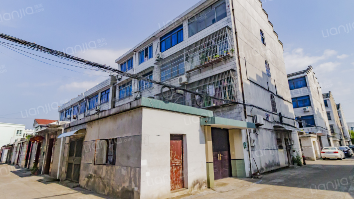 新潘新村外景图