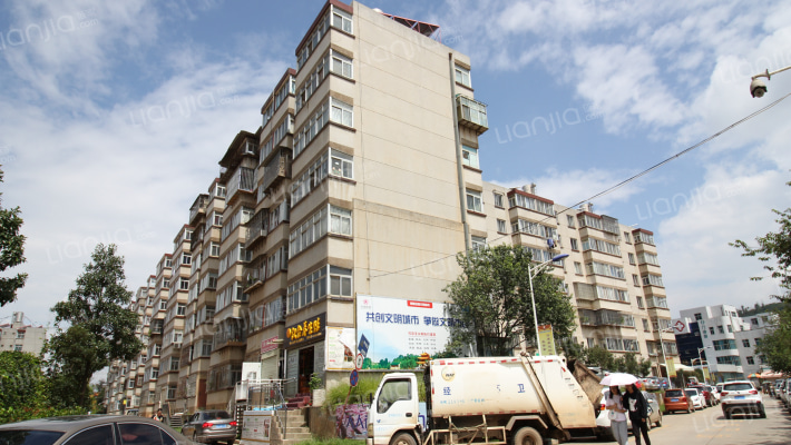 船舶小区C区外景图